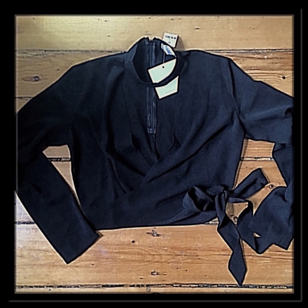 NWT LF choker collar long-sleeved wrap crop top XS - Picture 5 of 8